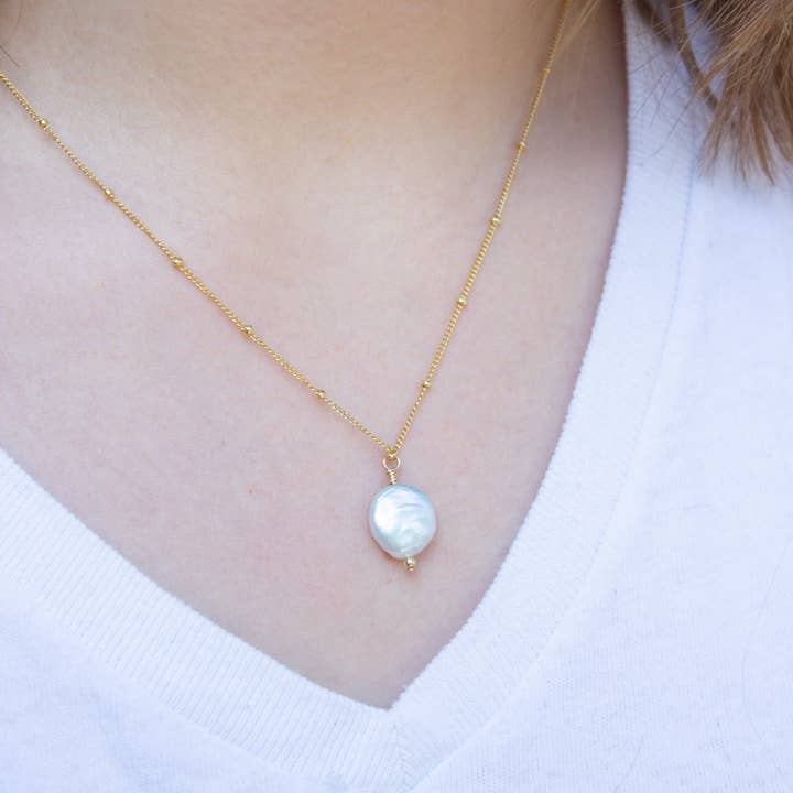 Halskette mit Münzperle für den Großhandel von Hope Noel Jewelry