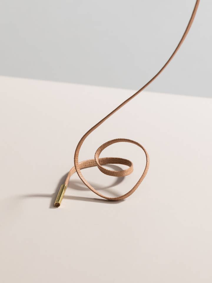 Taupe | Lacets plats cirés pour la vente par Senkels