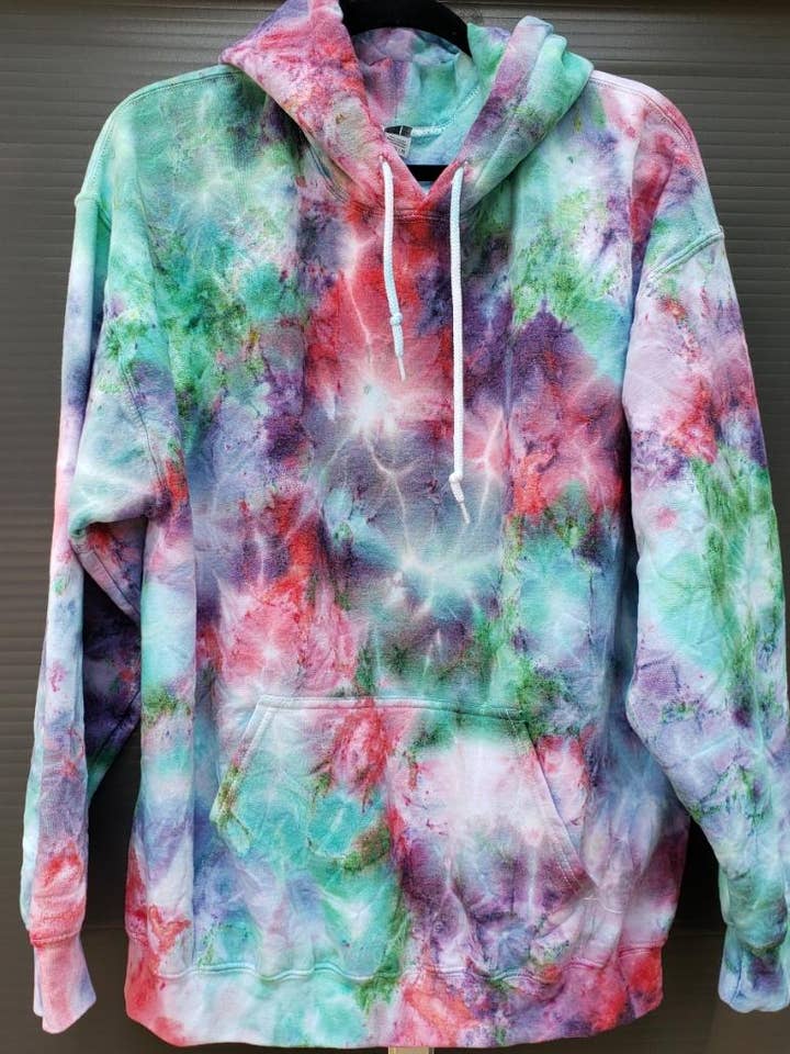 Handgefertigter Unisex-Hoodie mit Batikmuster „Love My Colors“ für den Großhandel von Dye Krazy