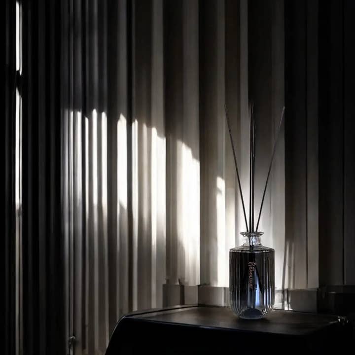 Signature Reed Diffuser 500ml/17oz | Luksus | Hjemmeduft for engroshandel hos The Candledust