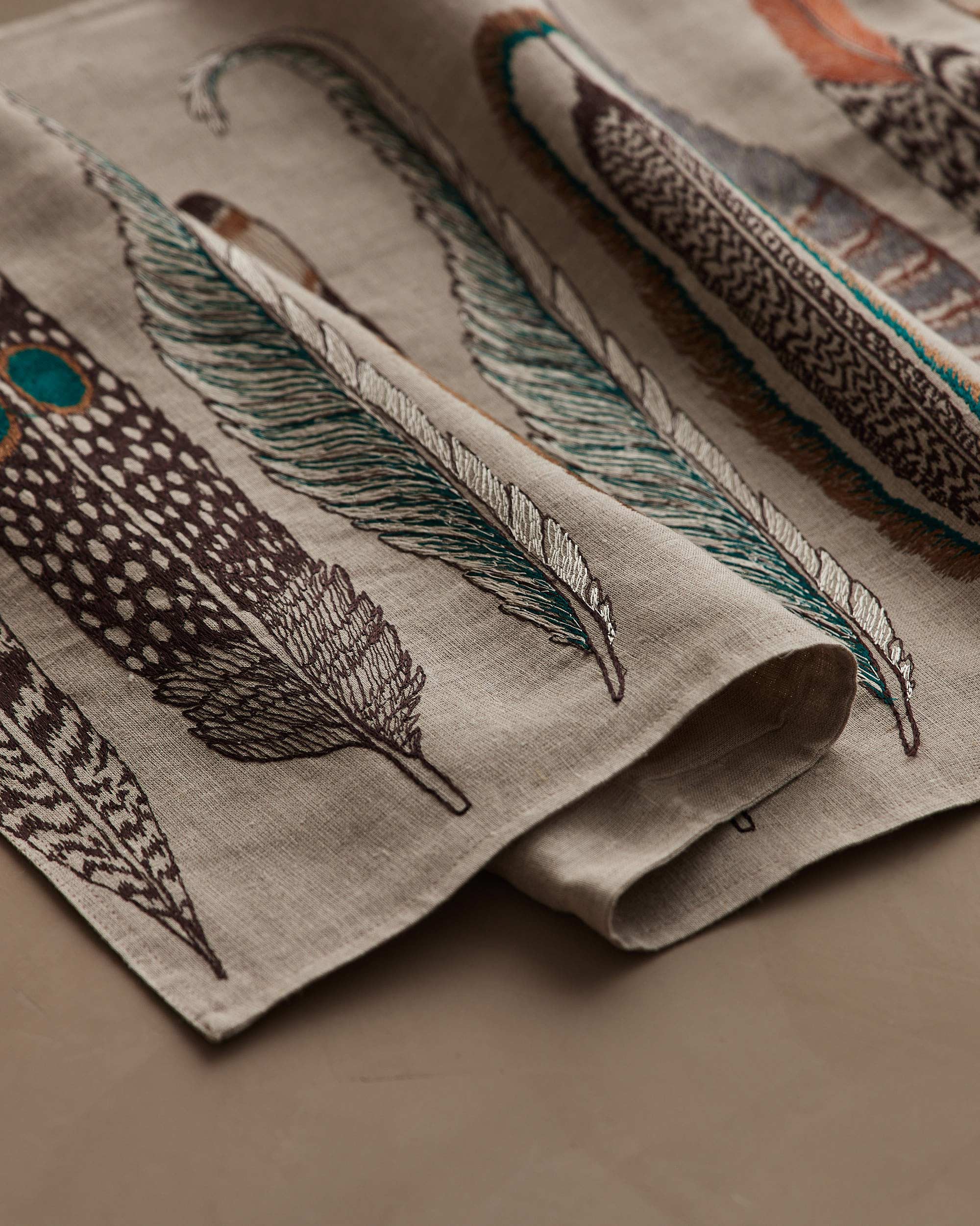 Coral & Tusk - Wholesale Table Runner - Feathers Table Runner2