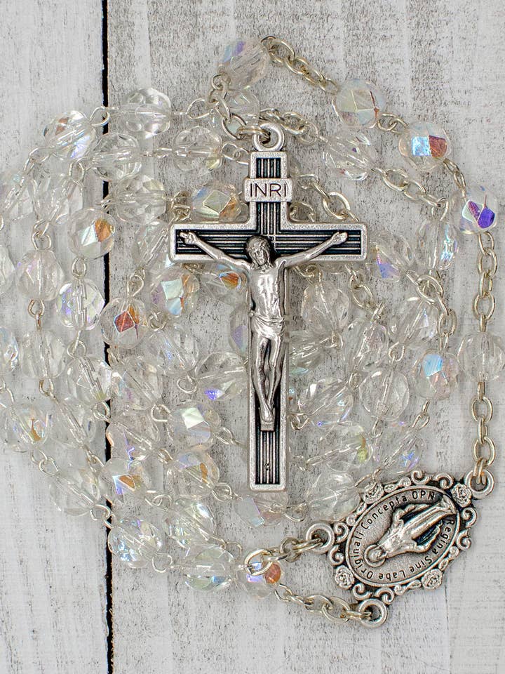 Perles de chapelet transparentes avec pièce maîtresse en forme de Vierge pour la vente par Village Gift Importers