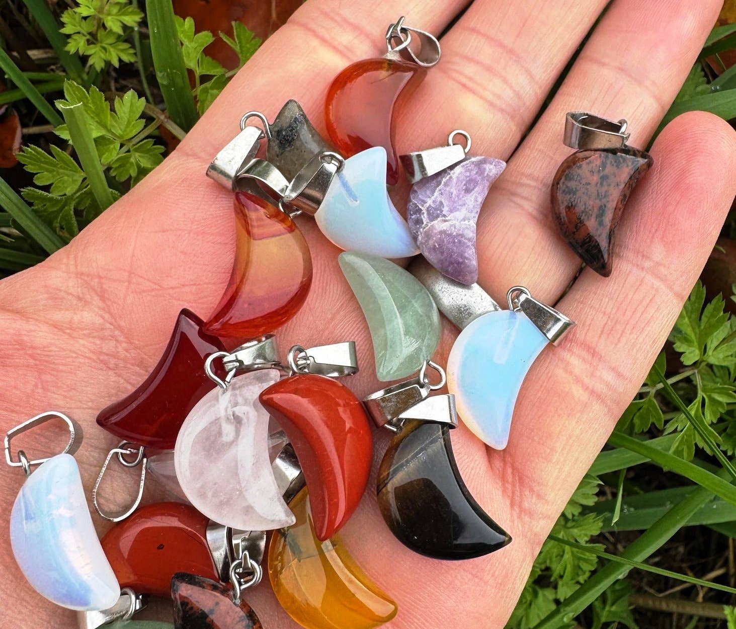 Elf Kendal Hippies – wholesale Individual charm/pendant – moon gemstone pendant 2cm moon necklace 0.8 inch moon charm4