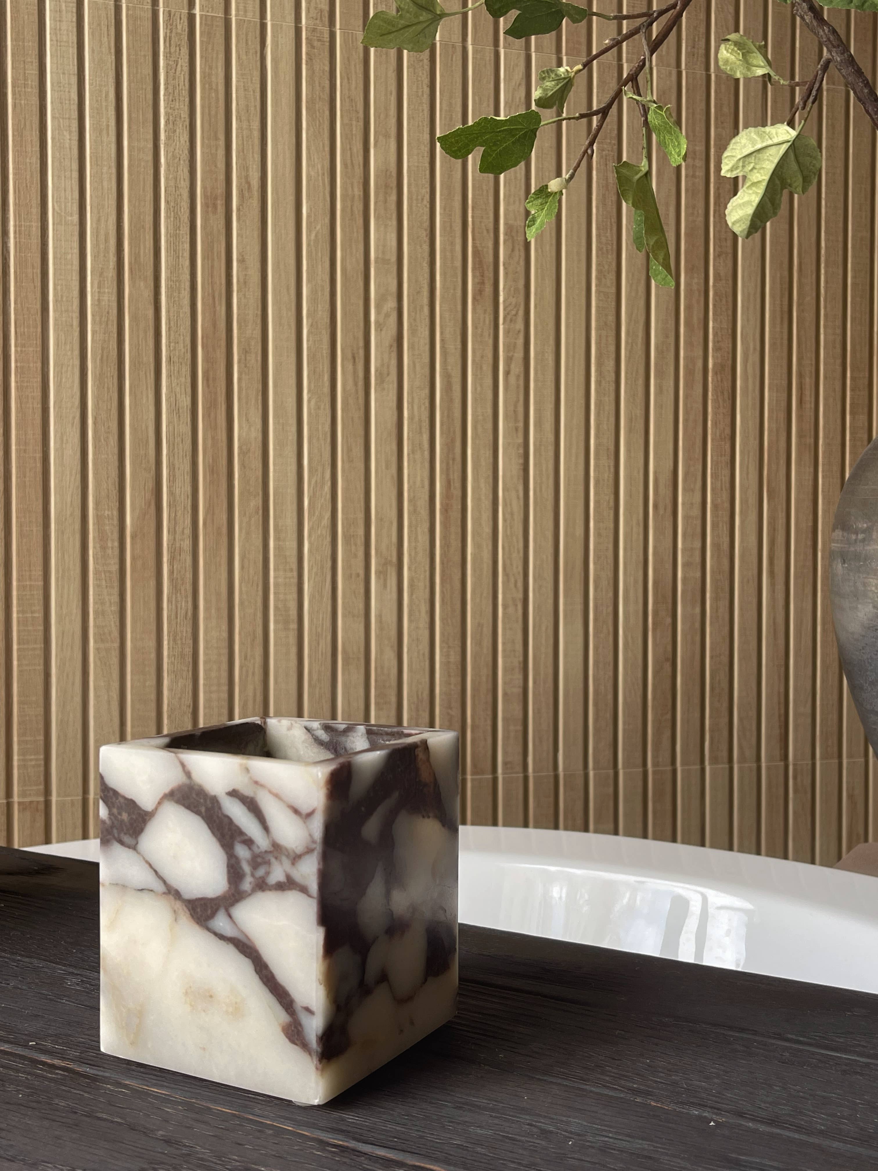 Standard Wax - Wholesale Jar/Filled Candle - Calacatta Viola Marble Candle 1