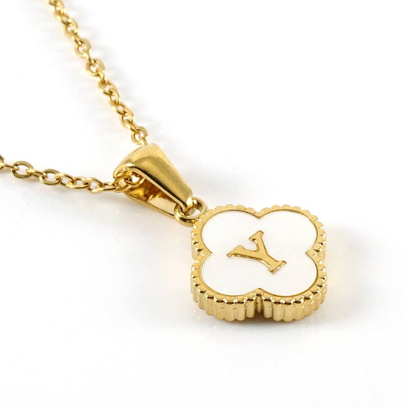 Mio Queena - Wholesale Pendant/Charm Necklace - Clover Shell Initial Charm 18K Golden S.Steel Necklace - FGS24