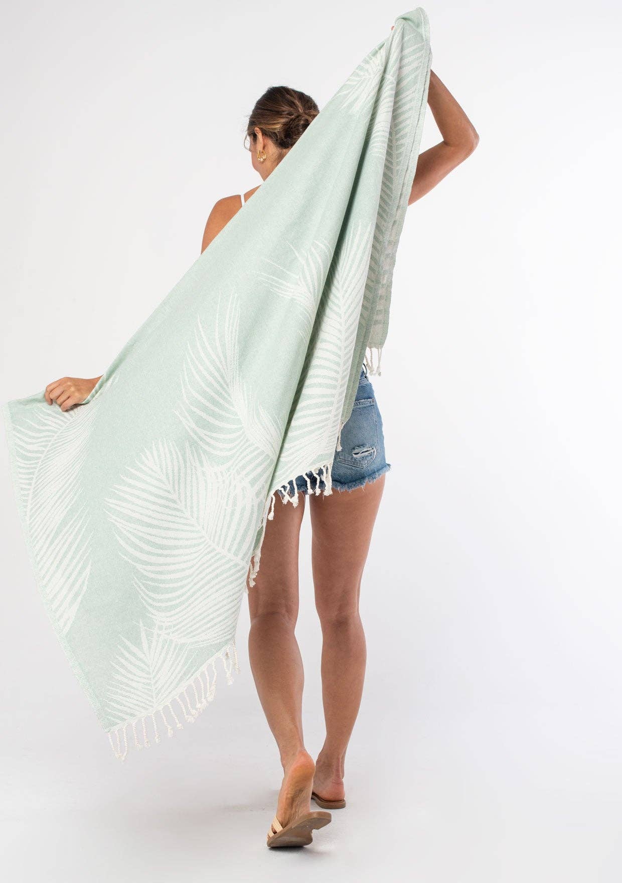 Teal Natural Leaf Pattern Oversized Beach Towel for wholesale on Faire3
