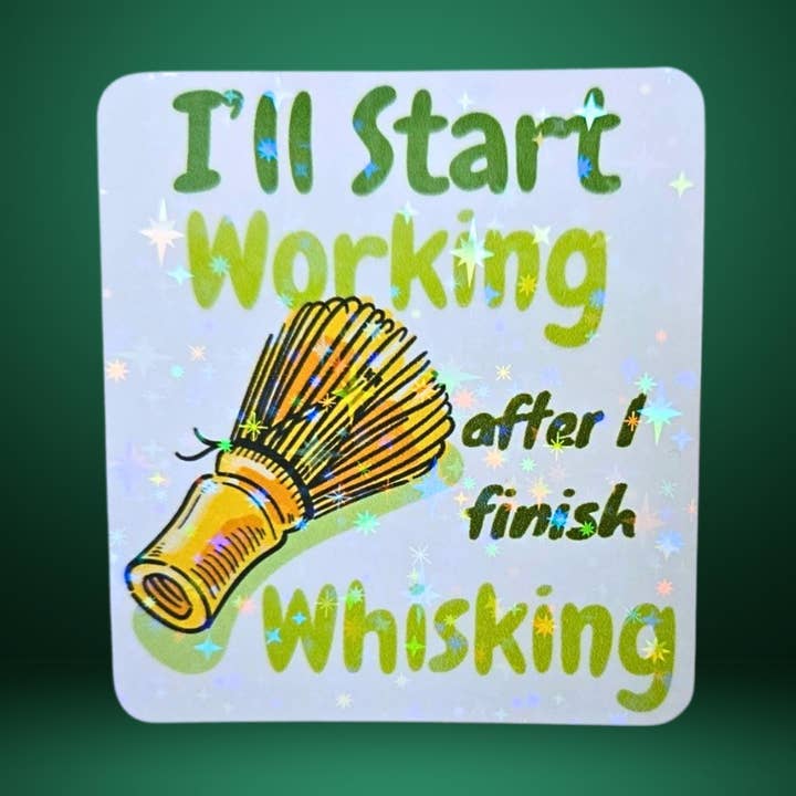 Ik begin met werken nadat ik klaar ben met het kloppen (van matcha). voor wholesale door The TabbyLoaf