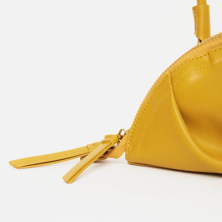 Yunyinrose - Wholesale Top Handle Bag - Women's - Gyoza bag mustard mini cowhide4