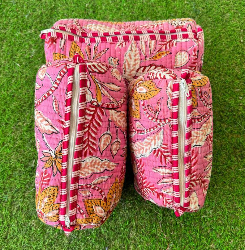 bhavnas boutique - Venta al por mayor Bolsa para maquillaje - Bolsa de maquillaje acolchada mediana con estampado de bloques, bolsas para cosméticos 1