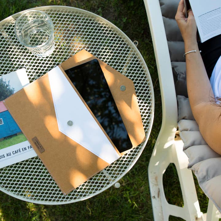 JEAN Tablet-Tasche für den Großhandel von L'Atelier de C.