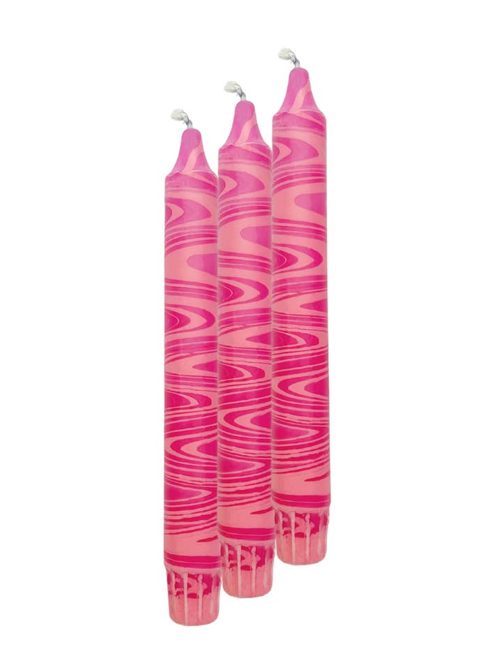Marble taper candles | Barbie pink | Vegan Stearin | MB-012 for wholesale by Galleria Lucia
