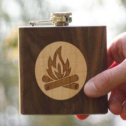 Flasche - Lagerfeuer für den Großhandel von Autumn Woods Collective