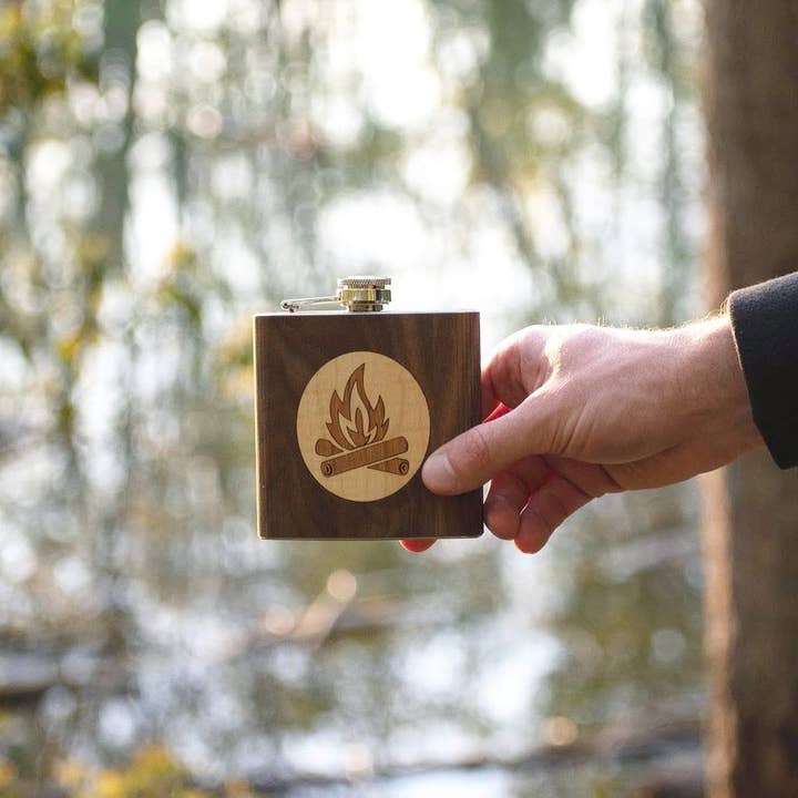 Frasco feito à mão | Fogueira por atacado de Autumn Woods Collective