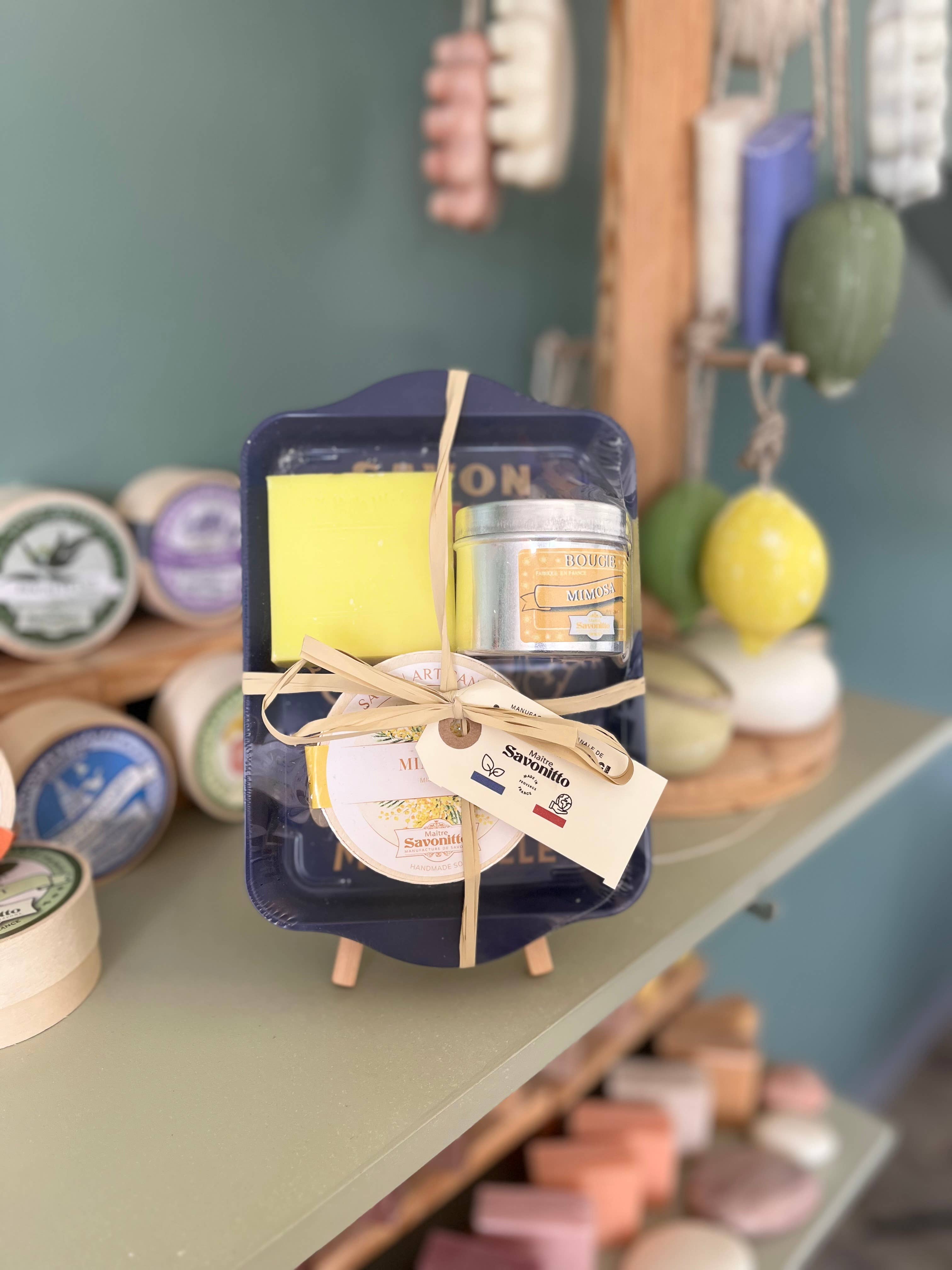 MAITRE SAVONITTO - Wholesale Bath & Body Set - Gift box - Mimosa