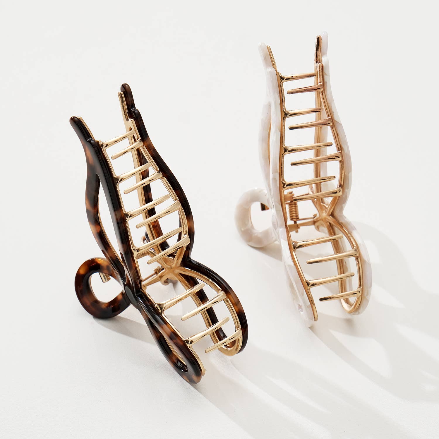 Assorted Sabrina Vintage Snow Ribbon Metal Bow Claw Clip - Large for wholesale on Faire7