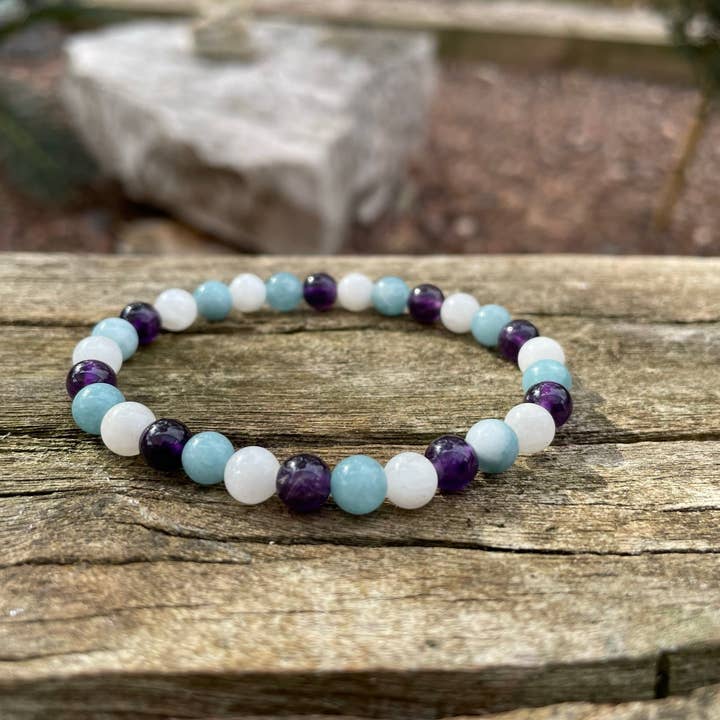 Pulseira especial menopausa em Moonstone, Ametista e Chalcedony, Fabricada em França por atacado de Boutique Bohème