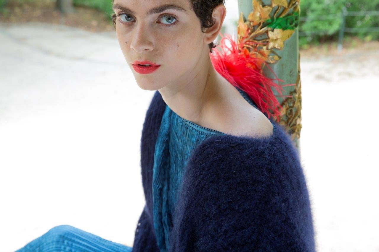 KOLUNTU - Wholesale Brooch - Ostrich Feather Brooch3