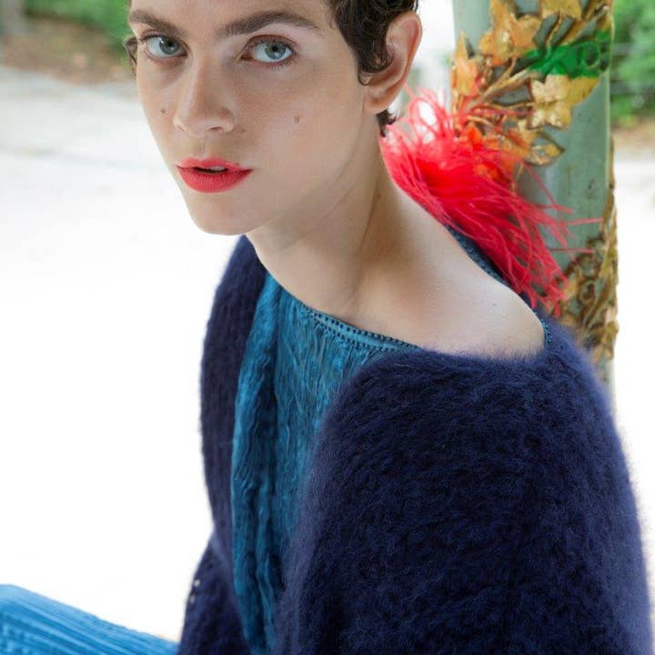 KOLUNTU - Wholesale Brooch - Ostrich Feather Brooch3