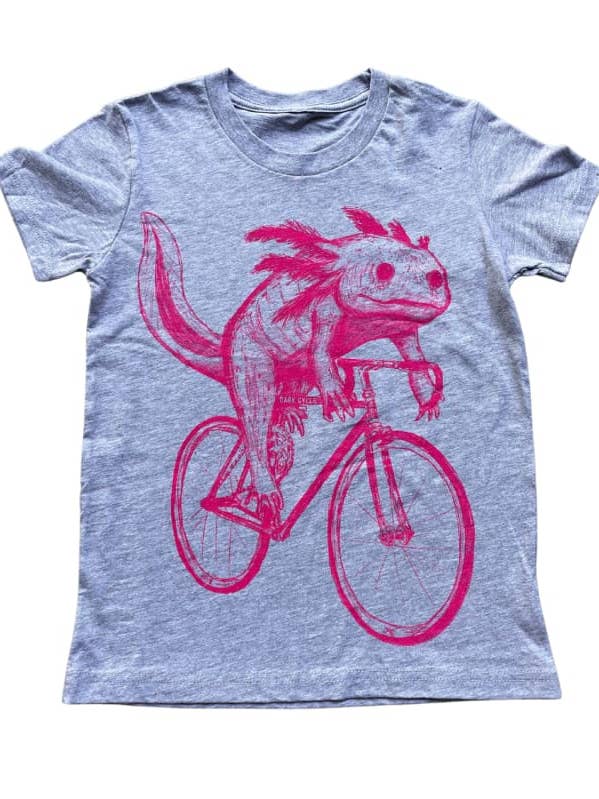Axolotl på en cykel ungdomsskjorte - PINK INK for engroshandel hos Dark Cycle Clothing