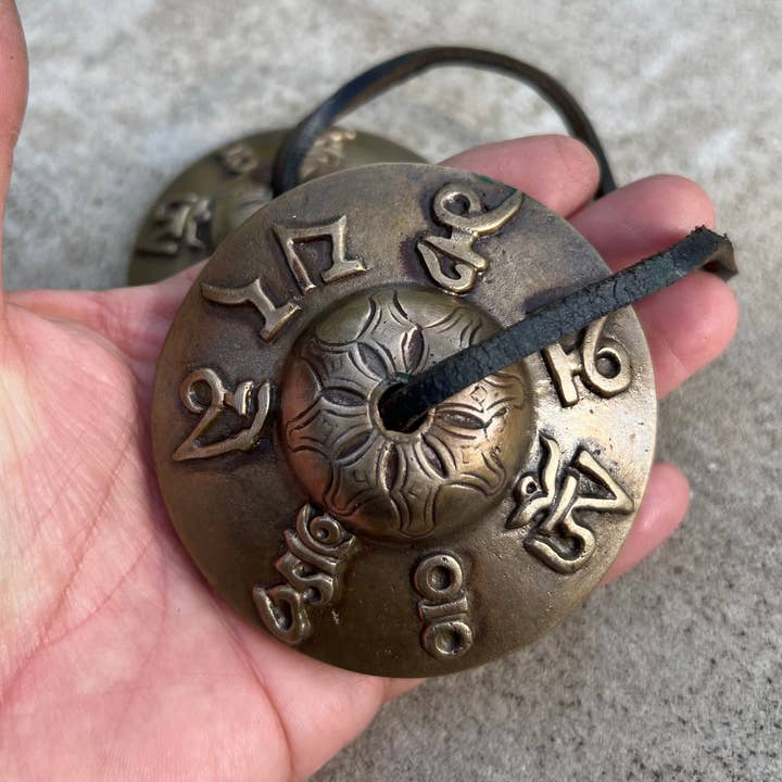 Lungta Imports - Wholesale Musical Instrument - Tibetan Buddhist Meditation Om Mani Padme Hum Tingsha Cymbal7