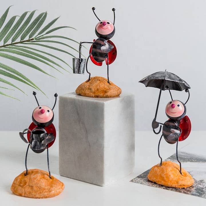 Creative Metal Ant Art For Home Decor - Assorted for wholesale by La Bella Monte