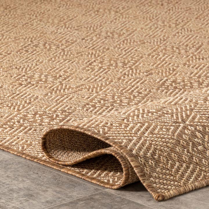 Beige Chandler Elegant Indoor/Outdoor Area Rug for wholesale on Faire2