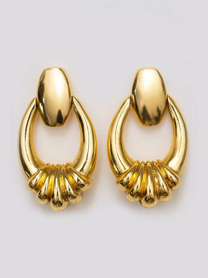 La socialite per la vendita all'ingrosso da parte di Mary K Kendig