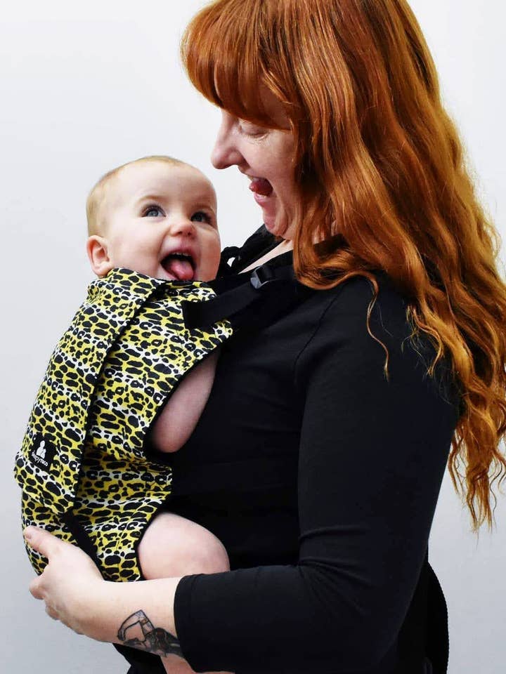 "Delilah" Toddler Carrier for wholesale by Sleepy Nico Sling