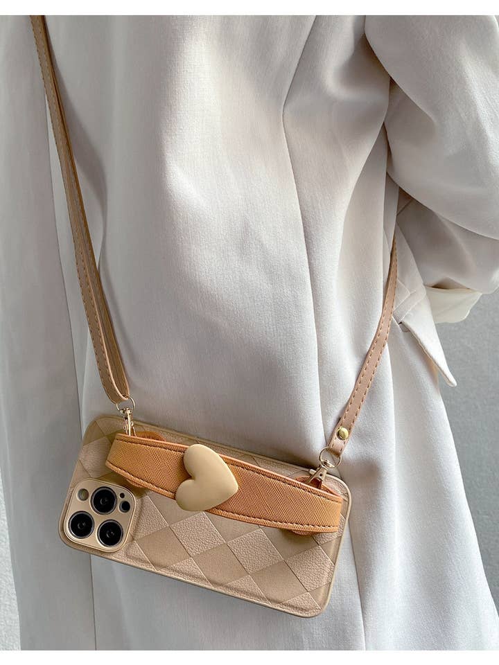 Rutigt iPhone-fodral med hjärtarmband Crossbody-band för wholesale av Comely Fashion