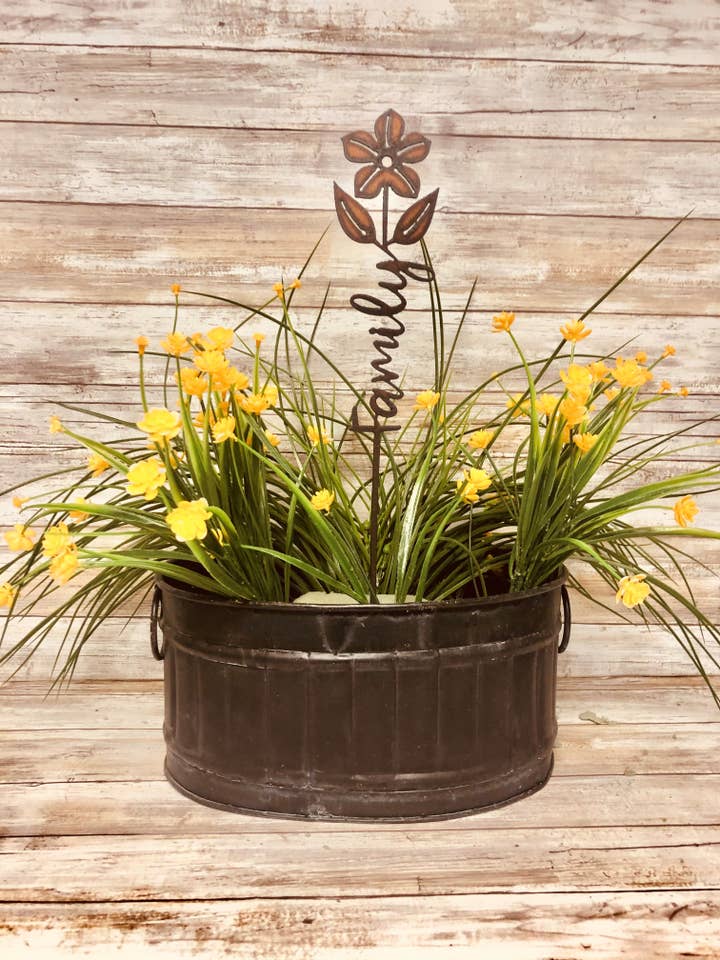 Family Inspirational Garden Stake for wholesale by Universal Ironworks USA