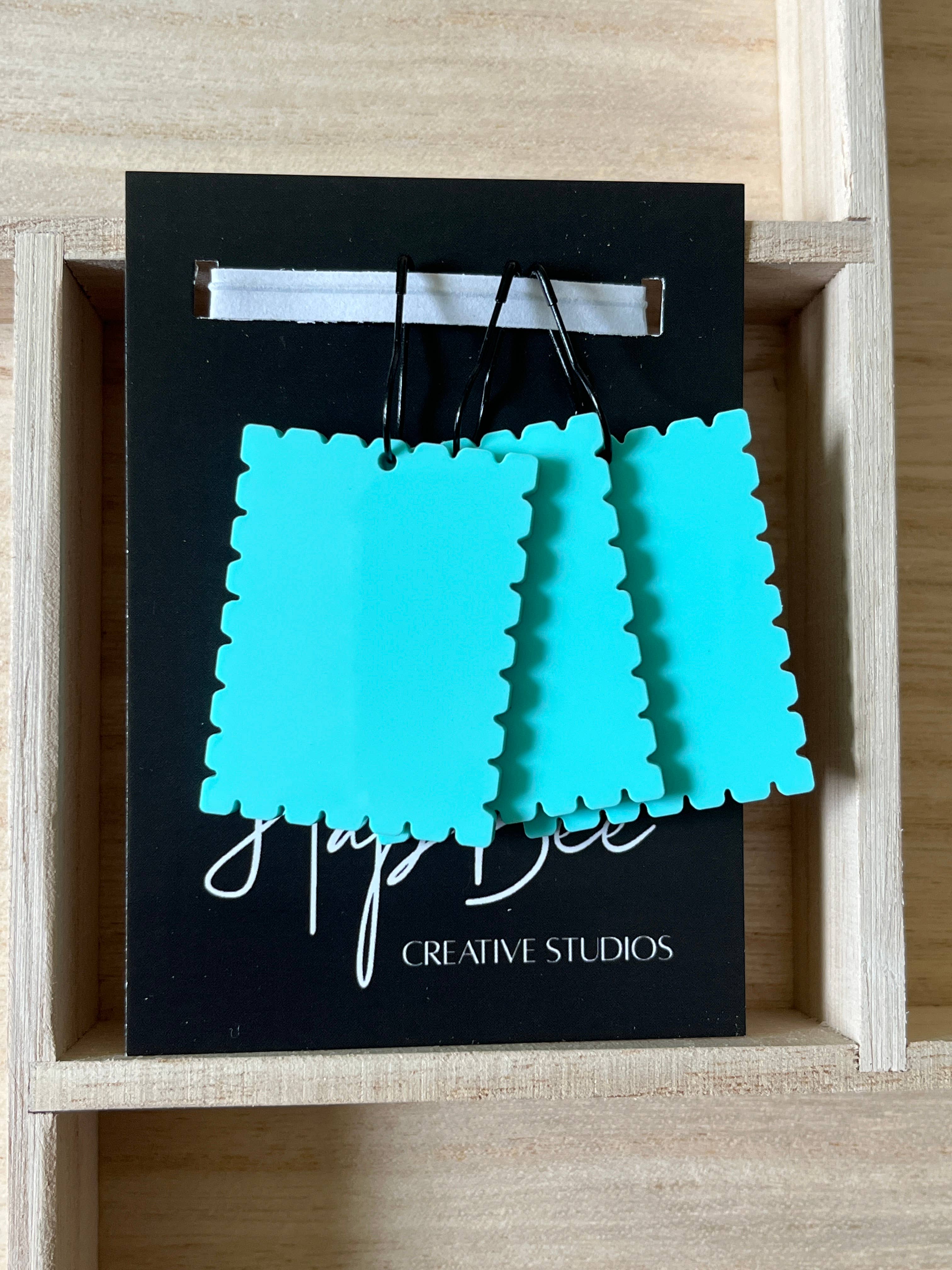 HapBee Creative Studios - Wholesale Knitting/Crochet Supplies - REWRITABLE TAGS - set of 36