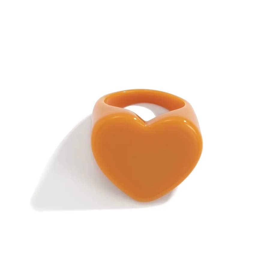 iconic mi - Vendita all'ingrosso Anelli cocktail/statement - Anello con cuore in acrilico gioiello estivo5