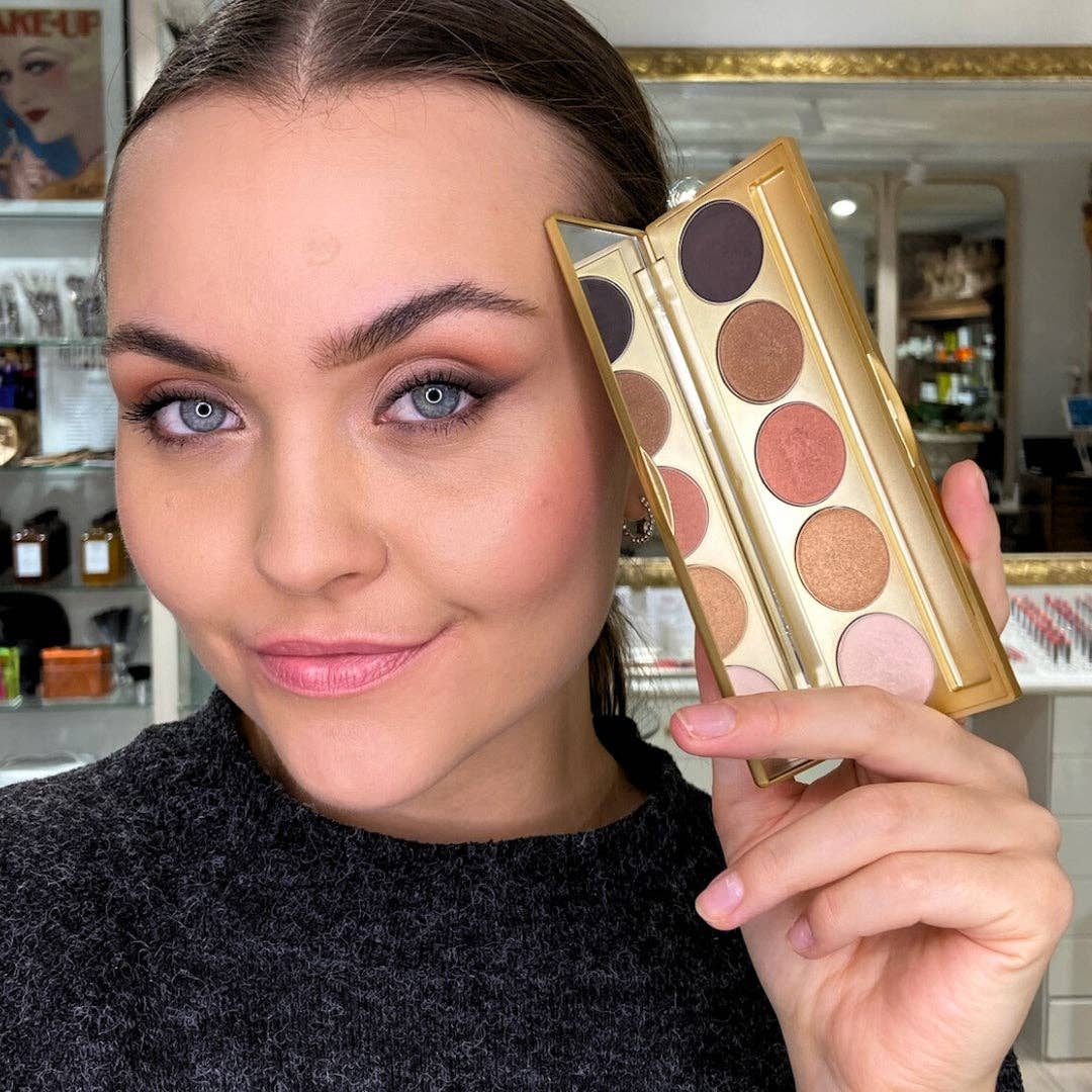 FACE Stockholm - Wholesale Eyeshadow Palette - Legacy Palettes15