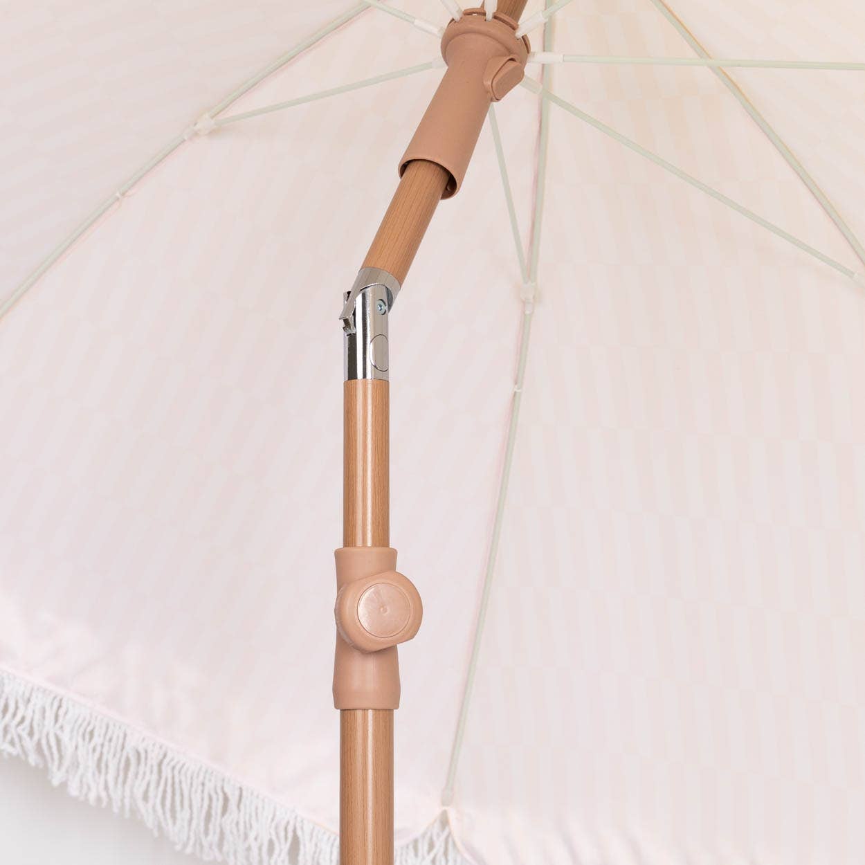 Flamingueo - Wholesale Beach Umbrella - Yellow striped umbrella4