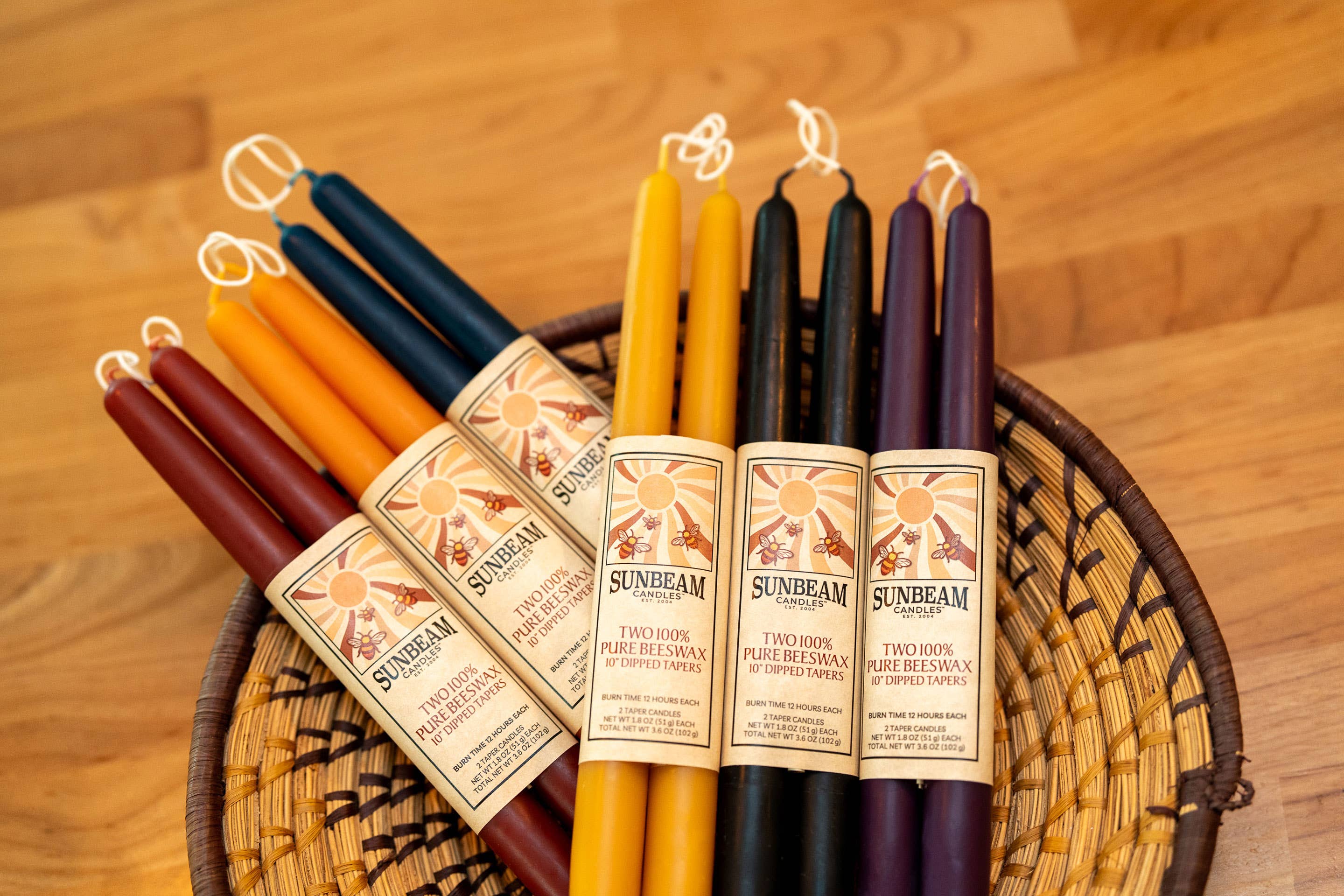 Sunbeam Candles, Inc – Vela/castiçal cónico por atacado – Velas Cónicas de Cera de Abelha de 10" - Pares Envolvidos (caixa de 6 unidades)9