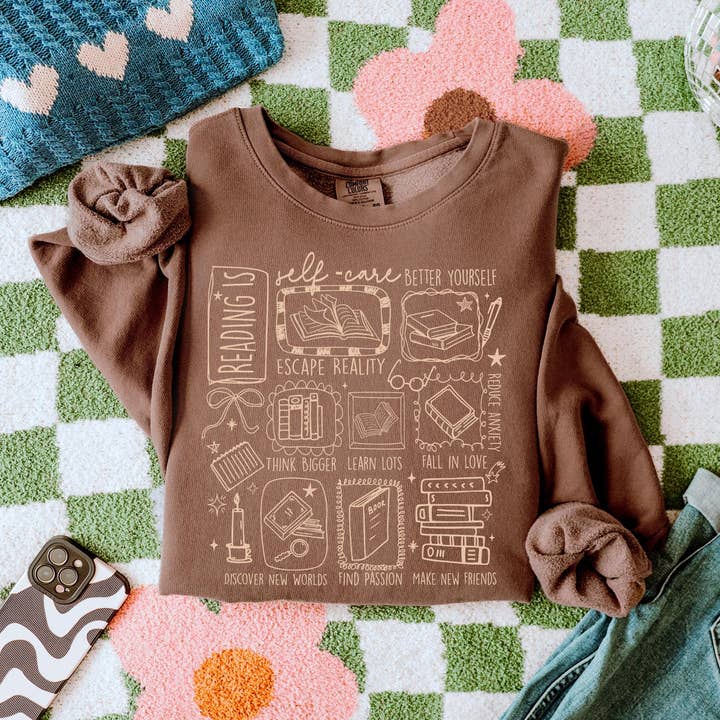 Læsning er egenomsorg sweatshirt: Vintage blød bomuld - afslappet pasform for engroshandel hos Keen Bee Studio
