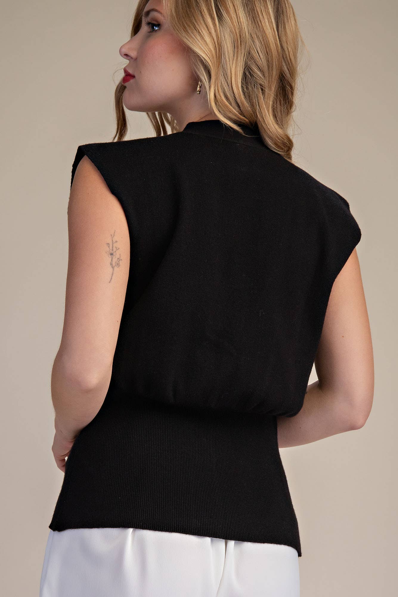 Glam - Wholesale Knit Top - Women's - Sleeveless V-Neck Knit Vest14