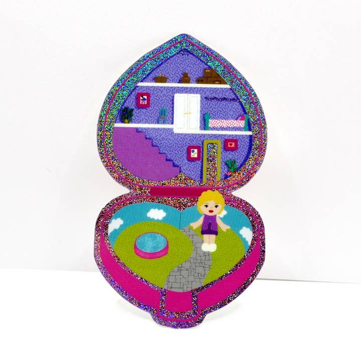 Nostalgische compacte huis speelgoedsticker voor wholesale door Crowded Cat Studio