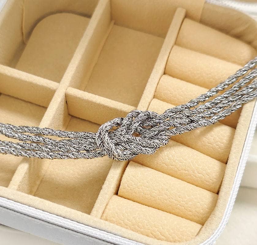 Silver 4-STRAND KNOT BRACELET - JN2496B780 for wholesale on Faire1