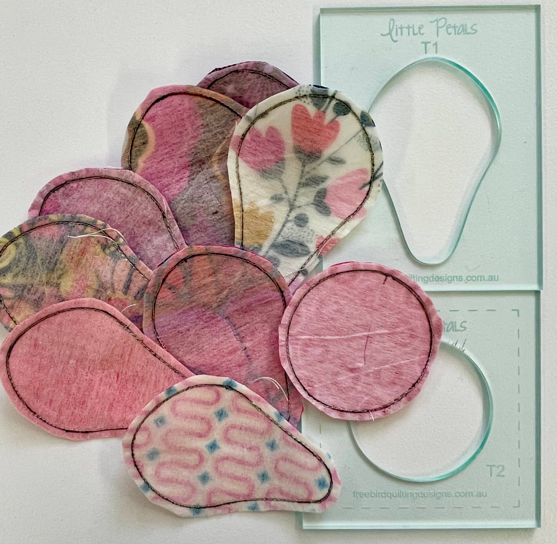 Free Bird Quilting Designs - Wholesale Quilt - 26. The Little Petals Quilt10