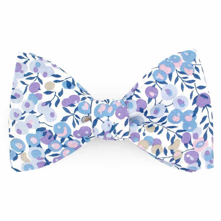Liberty Wiltshire floral bow tie for wholesale by Le Coq en Pap'