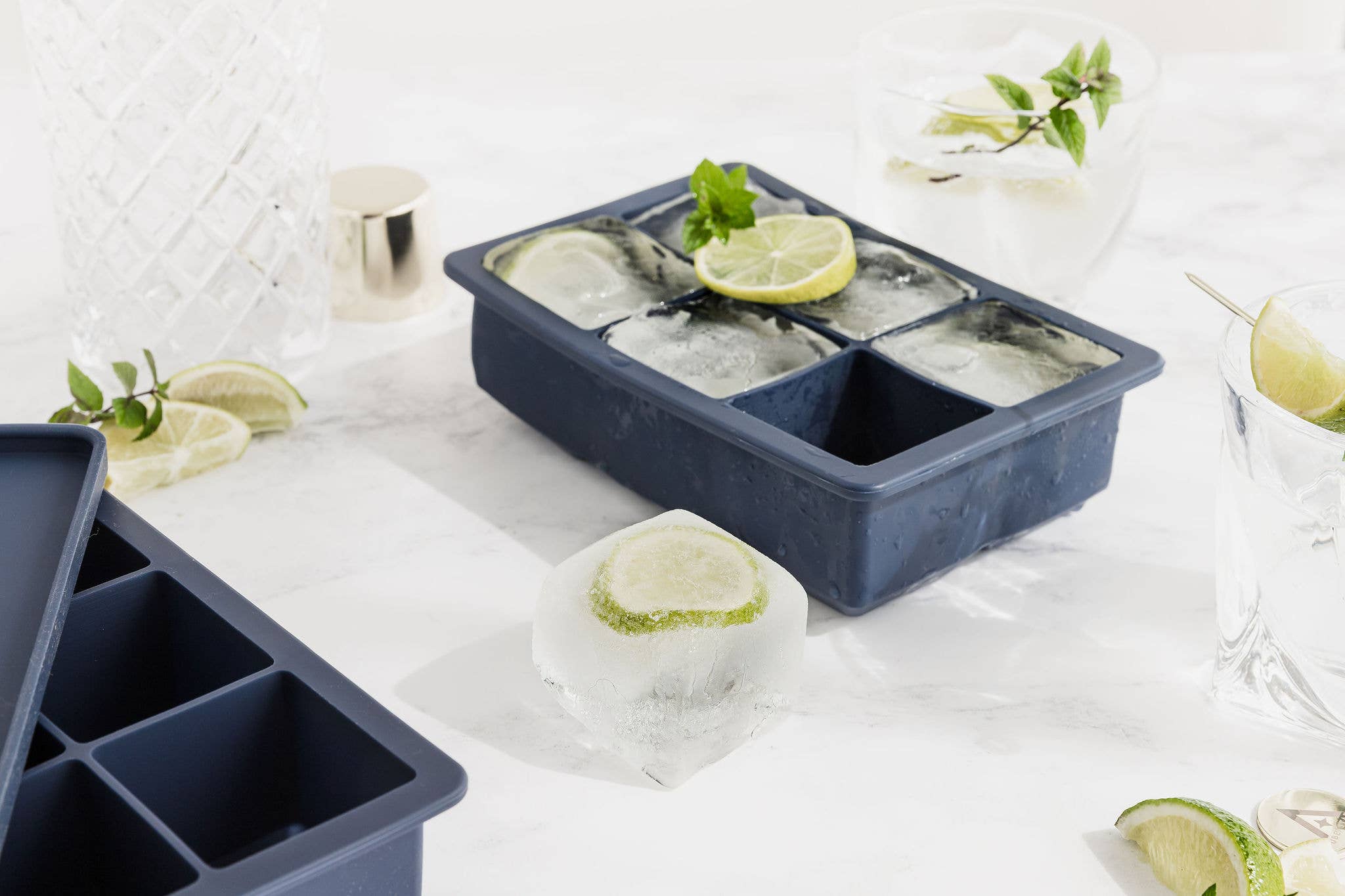 UBERSTAR - Vente Bacs/moules à glaçons - Moule à glaçons géants en silicone avec couvercle2