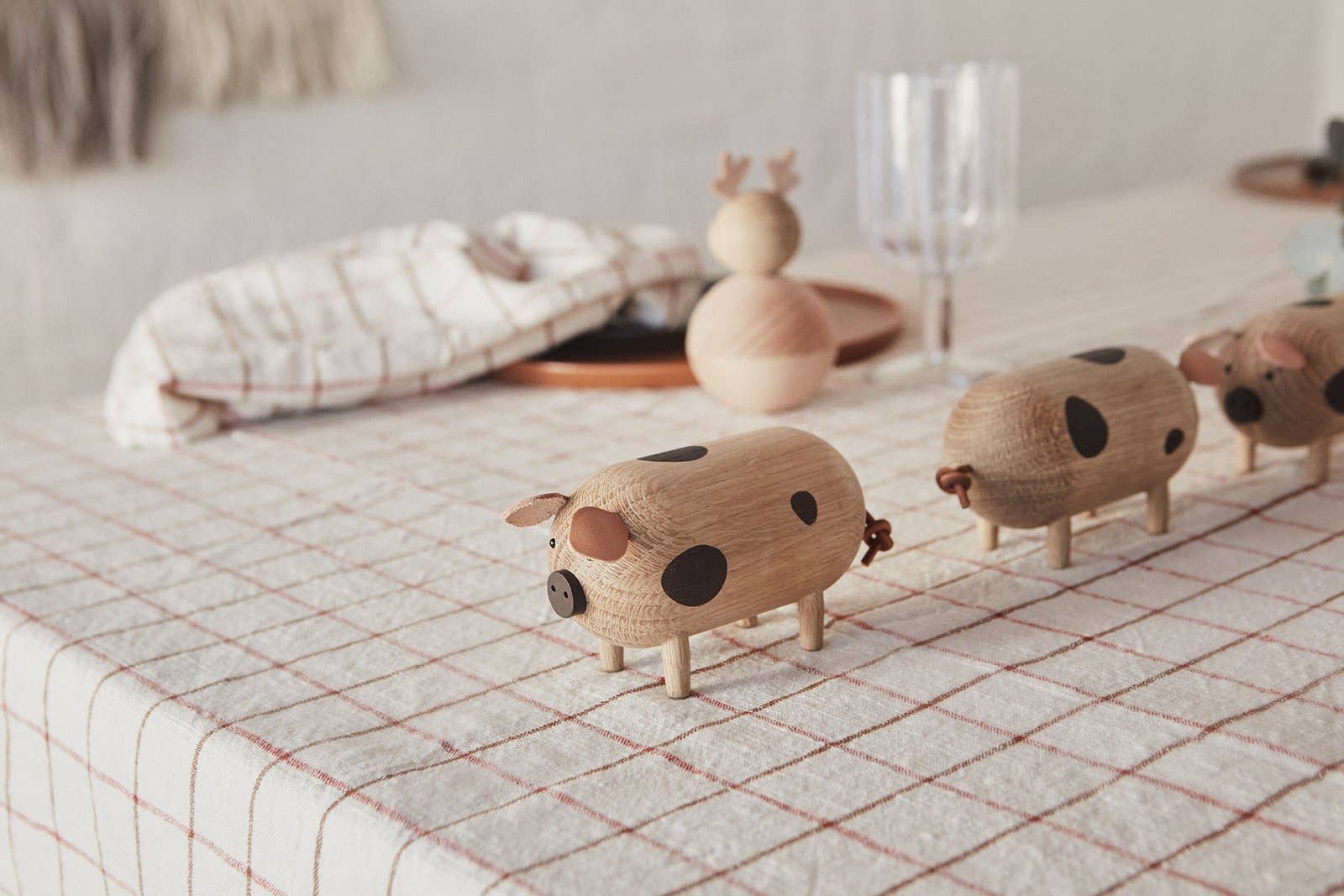 OYOY LIVING DESIGN - Wholesale Decorative Figurine - Bubba Pig - Nature4