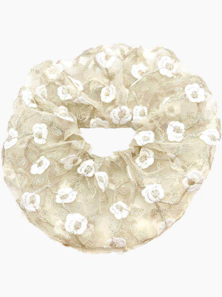 Chouchou en tulle brodé doré à fleurs 3D pour la vente par NARCES