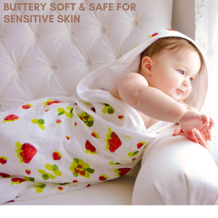 Kloud Bambu | Bamboo Towels & Blankets – wholesale Hooded towel – Child & baby – Bamboo Terry Muslin Hooded Towel Strawberry