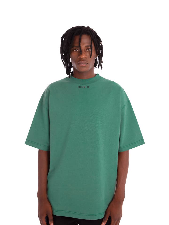 Grön t-shirt från R3UNITE i oversize-modell för wholesale av R3UNITE