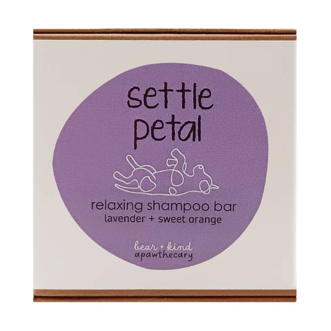 Barre de shampooing relaxante pour chiens pour la vente par Bear and Kind Apawthecary