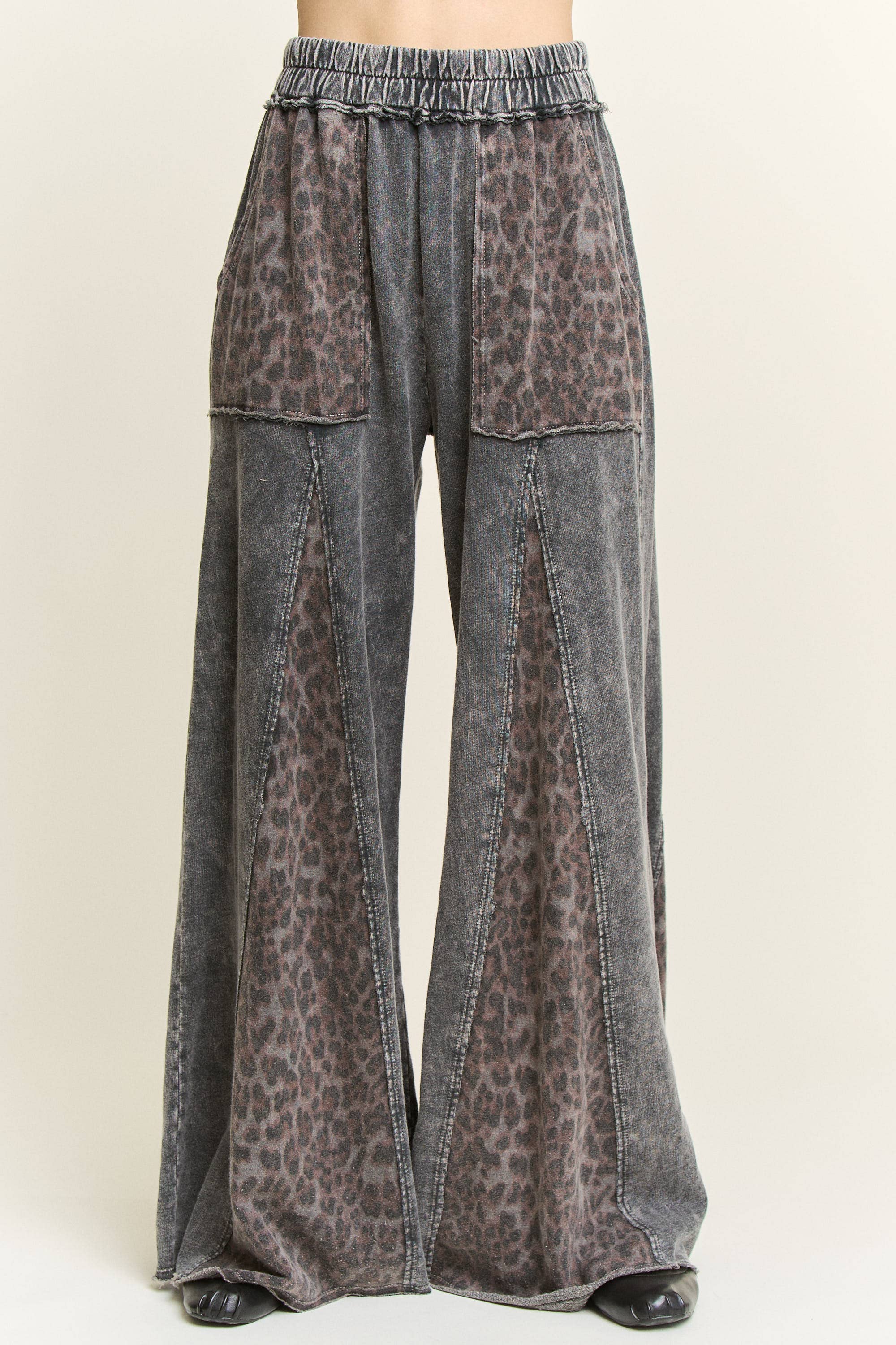 J.Her - Wholesale Pants - Women's - Mineral Washed Leopard Animal Print Flare Pants HP5783P123