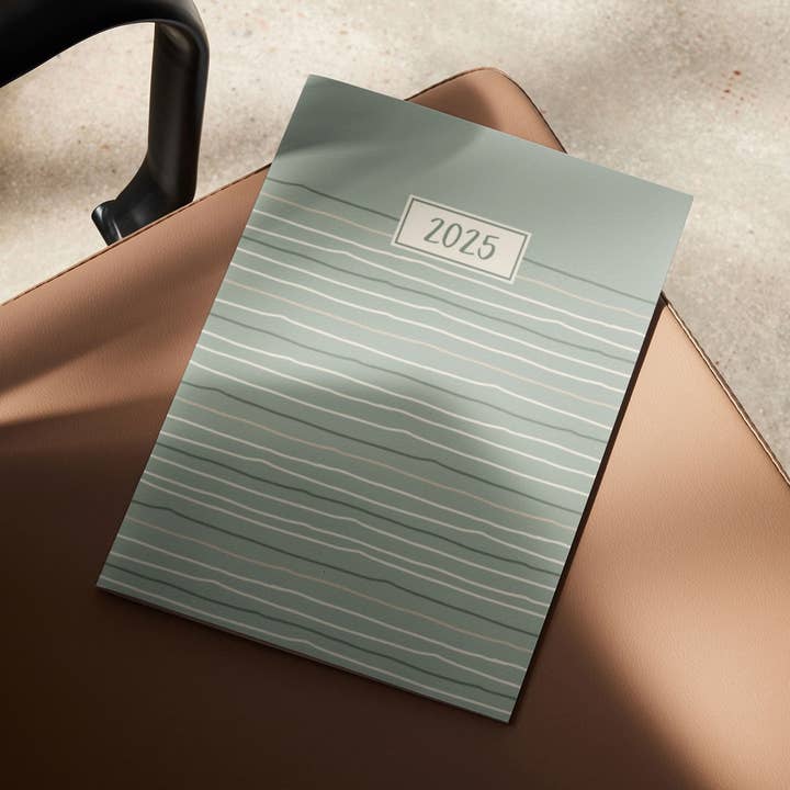 2025 Planificateur Mensuel Simple - Janelle pour la vente par 3/2 Paper Co.