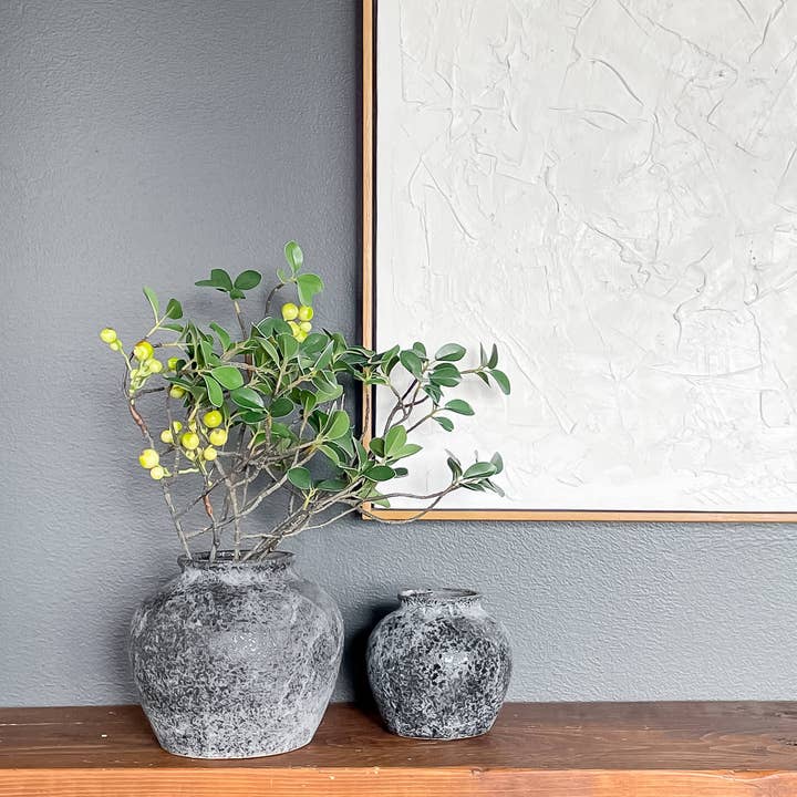 Hycroft Home Decor - Wholesale Vase - Athena Vintage-Style Ceramic Vase, High-End Home Accent